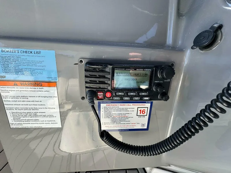 Slide: The Image of Cruisers 395 Motoryacht 2007 - 5136960