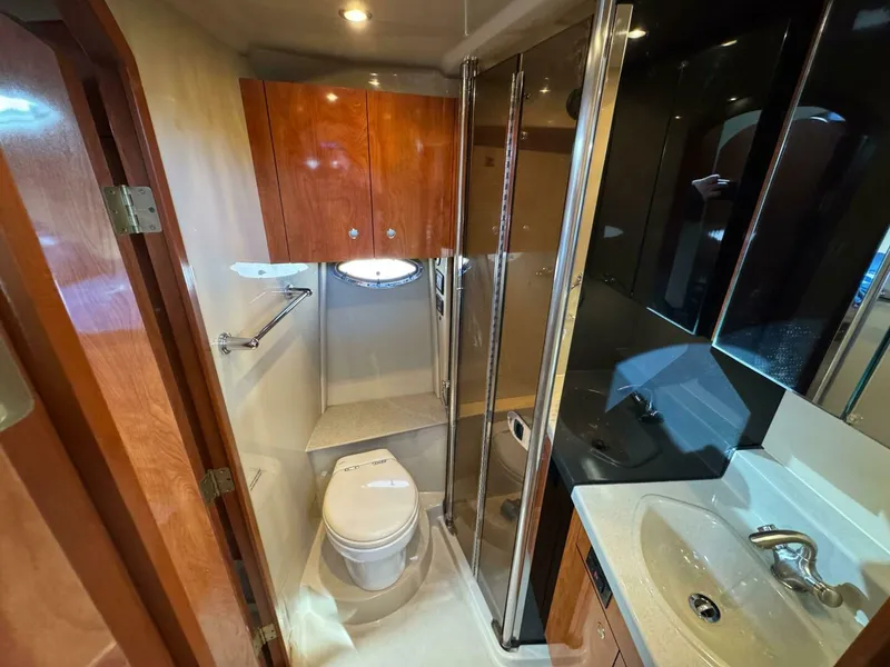 Slide: The Image of Cruisers Yachts 395 Motoryacht 2007 - 5136966