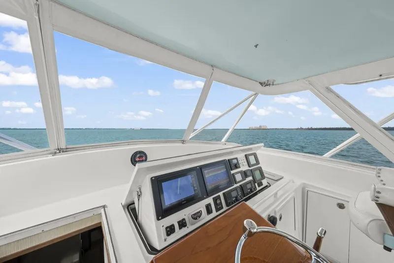 Slide: The Image of 2006 Buddy Davis 48 Express PALE HORSE - 5289838