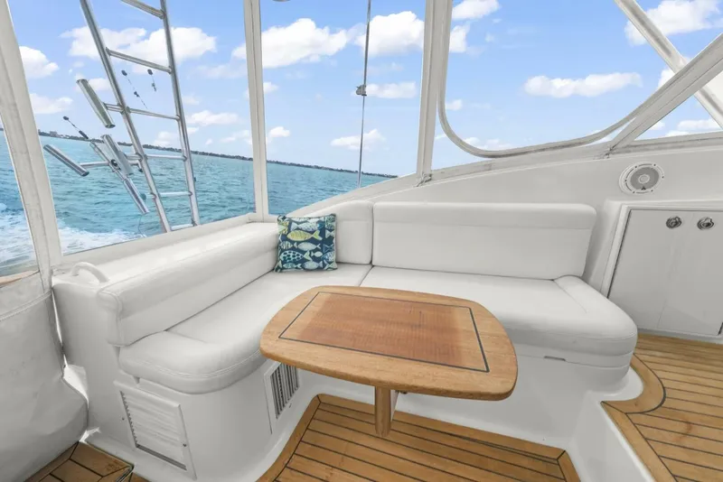 Slide: The Image of 2006 Buddy Davis 48 Express PALE HORSE - 5289872