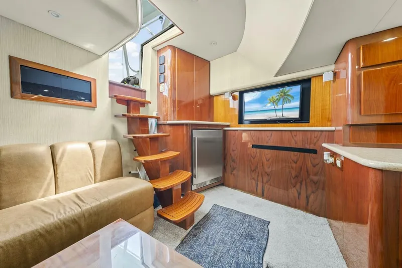 Slide: The Image of 2006 Buddy Davis 48 Express PALE HORSE - 5289863