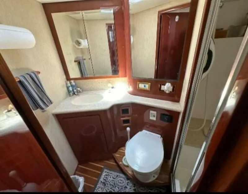 Slide: The Image of 2006 Buddy Davis 48 Express PALE HORSE - 5137706