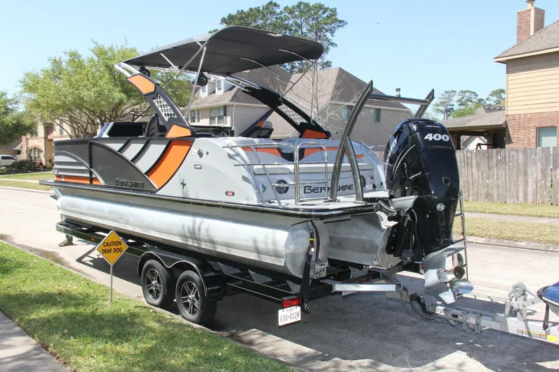 Slide: The Image of Berkshire 25 Sport CL 2021 - 5153030