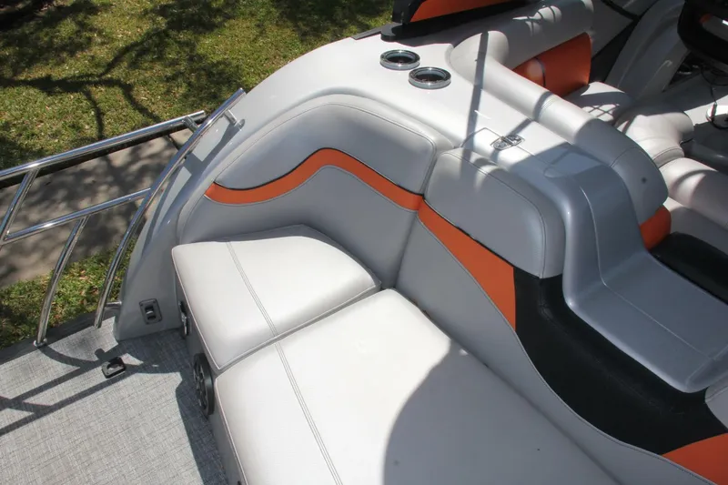 Slide: The Image of Berkshire 25 Sport CL 2021 - 5153051