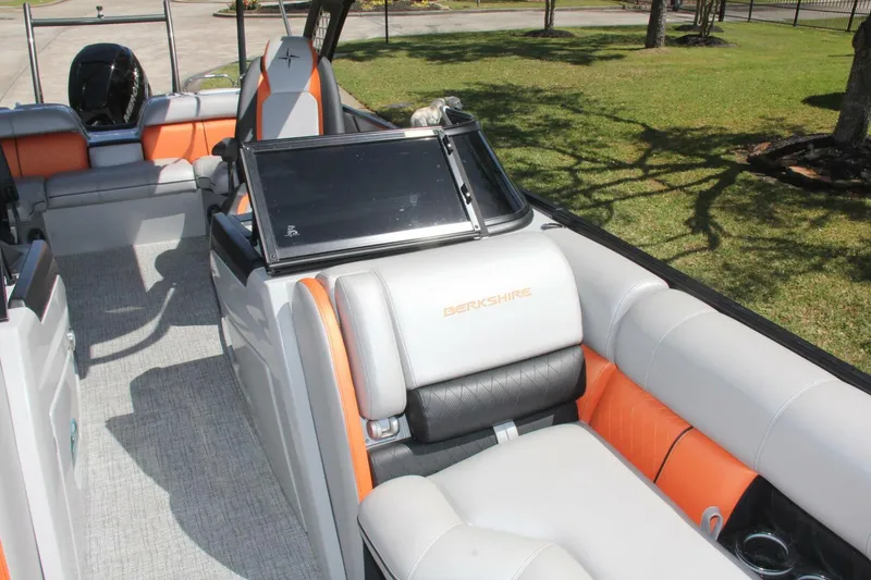 Slide: The Image of Berkshire 25 Sport CL 2021 - 5153055