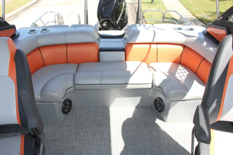 Slide: The Image of Berkshire 25 Sport CL 2021 - 5153078