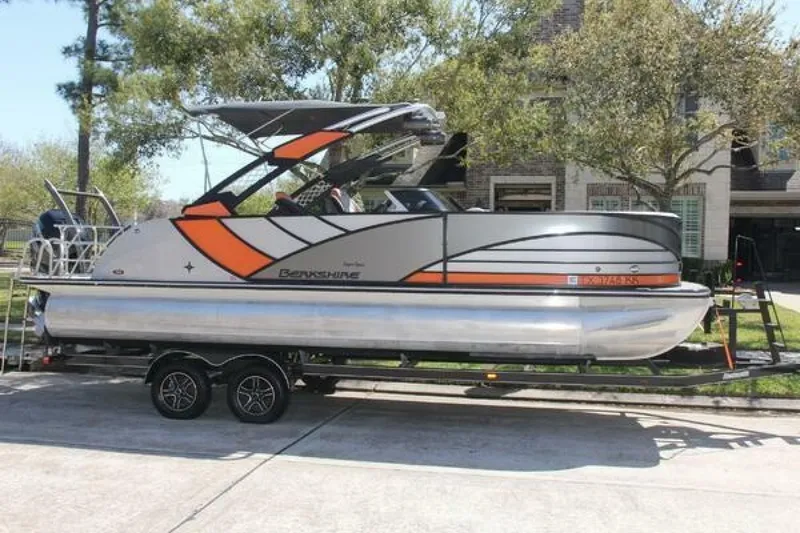 Slide: The Image of Berkshire 25 Sport CL 2021 - 7511095