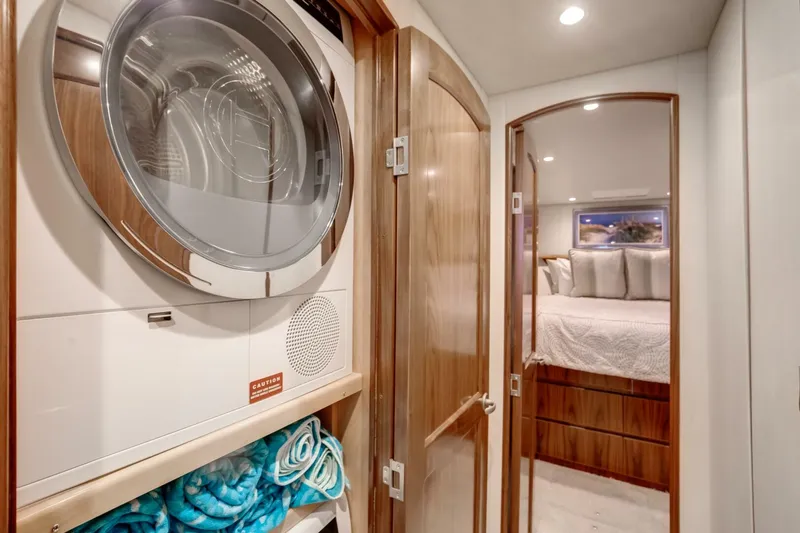 Slide: The Image of Viking 62 On the Edge III Laundry 2019 Viking 62 On the Edge III - 5138508