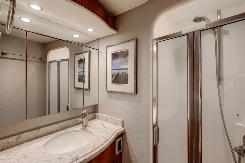 Slide: The Image of Viking 62 On the Edge III Master Head 2019 Viking 62 On the Edge III - 5138503