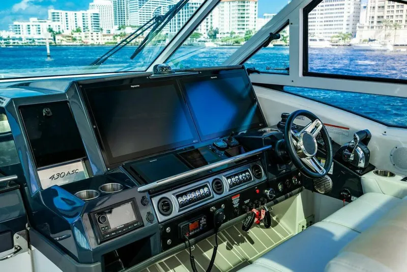 Slide: The Image of Formula 430 All Sport Crossover 2019 - 5139607