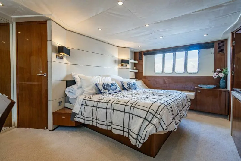 Slide: The Image of Princess V78 2010 - 5140000