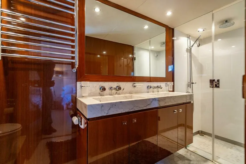 Slide: The Image of Princess V78 2010 - 5140008