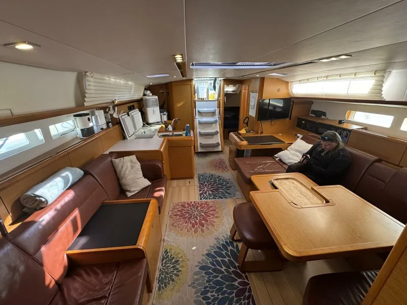 Slide: The Image of Saloon 4 - 5140537