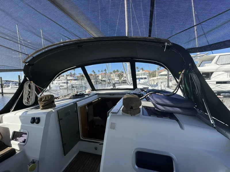 Slide: The Image of Spray Dodger Spray Dodger - 5140518