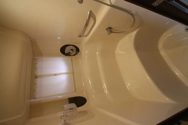 Slide: The Image of Sea Ray 44 Sundancer 2007 - 5140621