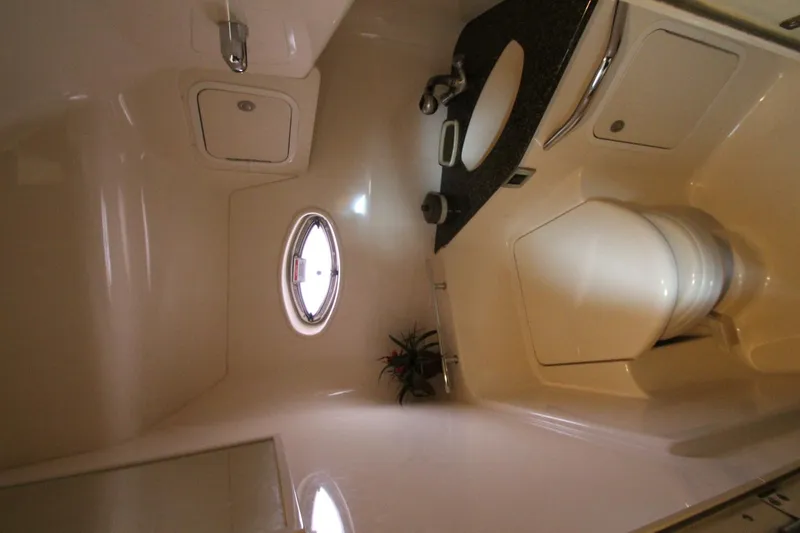 Slide: The Image of Sea Ray 44 Sundancer 2007 - 5140626