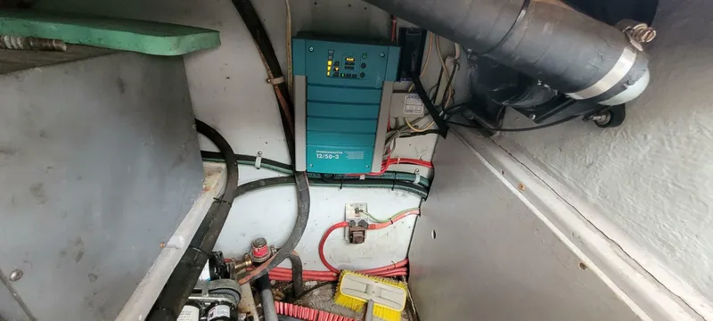 Slide: The Image of Mason 33 Sloop 1985 - 5146114