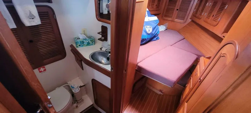 Slide: The Image of Mason 33 Sloop 1985 - 5146145