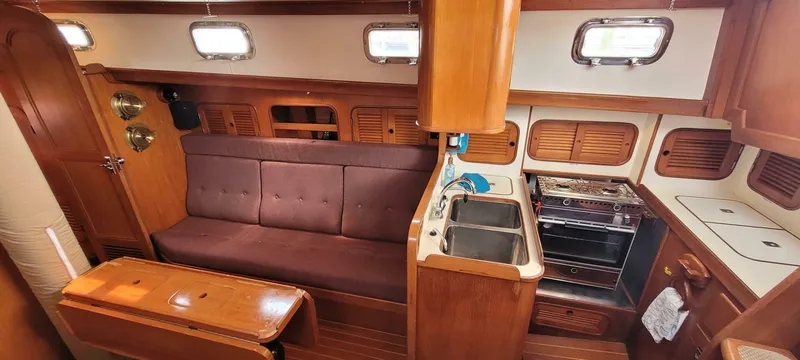 Slide: The Image of Mason 33 Sloop 1985 - 5146152