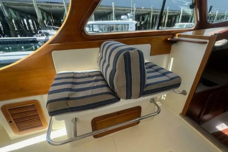 Slide: The Image of Hinckley Yachts Extended Hardtop Pilothouse 36 Picnic Boat 2003 - 5145599
