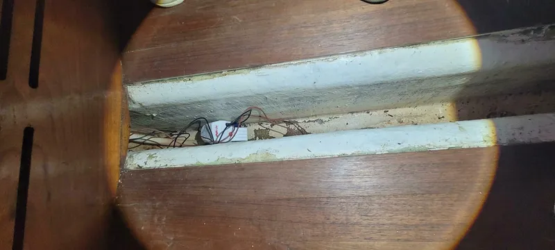 Slide: The Image of Custom Holland Hardtop Cruiser 2000 - 5146300