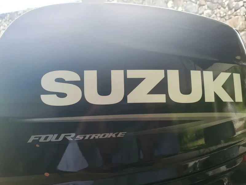 Slide: The Image of Boston Whaler 130 Sport 1990 - 5141568