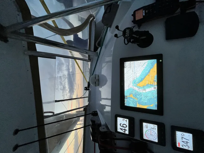 Slide: The Image of Lagoon 42 2009 - 5141695