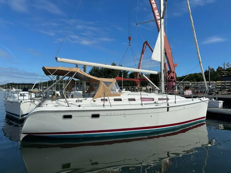 Slide: The Image of Hunter 38 2005 - 5141954