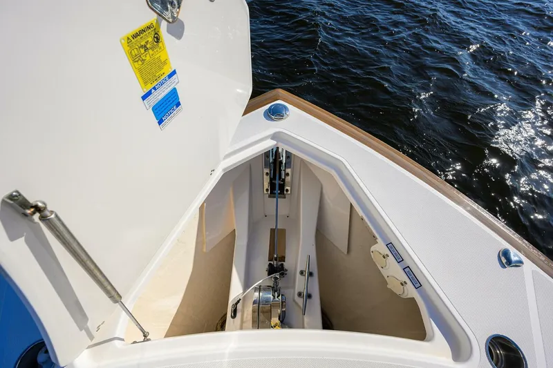 Slide: The Image of Pursuit 40 2017 - Exterior Bow 2017 Pursuit 40 Center Console - 5141994