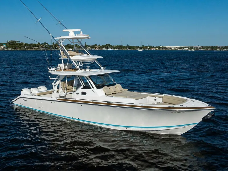 Slide: The Image of Pursuit 40 2017 - Exterior Profile 2017 Pursuit 40 Center Console - 5142019