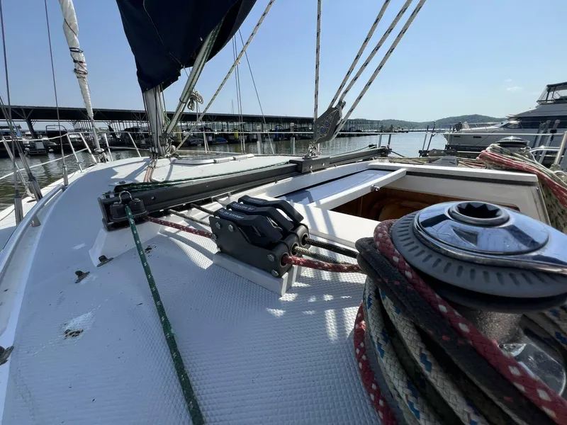 Slide: The Image of Catalina 320 1994 - 5622132