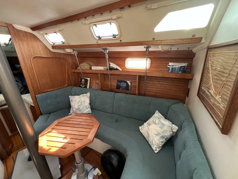 Slide: The Image of Catalina 320 1994 - 5622141