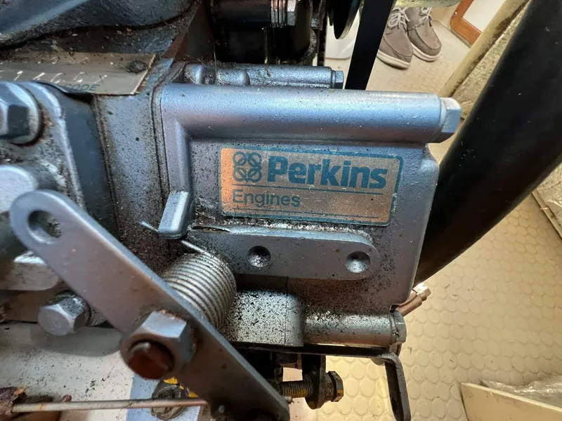 Slide: The Image of Catalina 320 1994 - 5622163