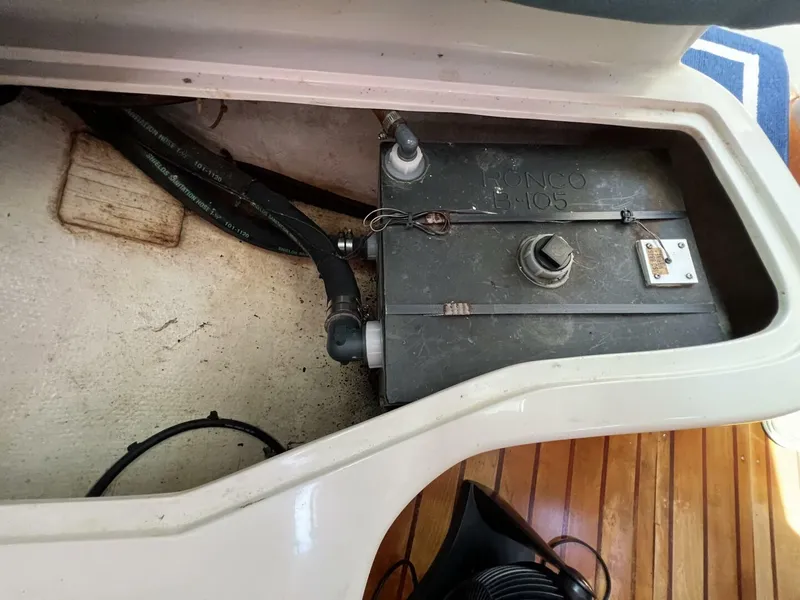 Slide: The Image of Catalina 320 1994 - 5622171