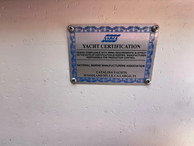 Slide: The Image of Catalina 320 1994 - 5622173