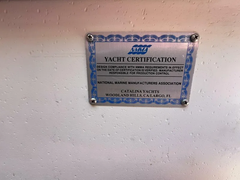 Slide: The Image of Catalina 320 1994 - 5622174