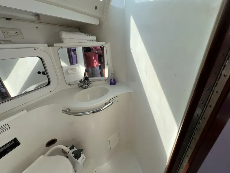 Slide: The Image of Catalina 320 1994 - 5622176