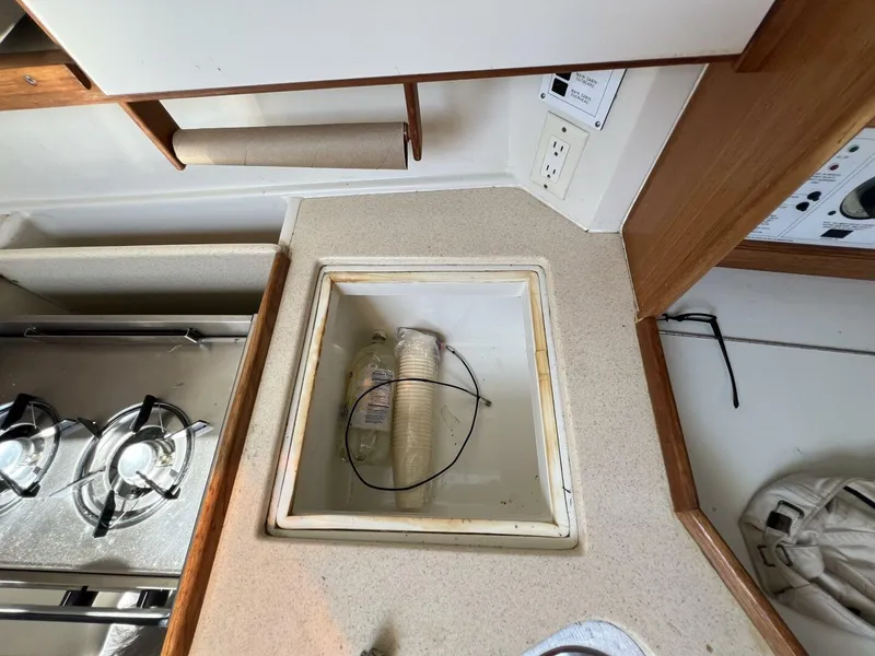 Slide: The Image of Catalina 320 1994 - 5622180