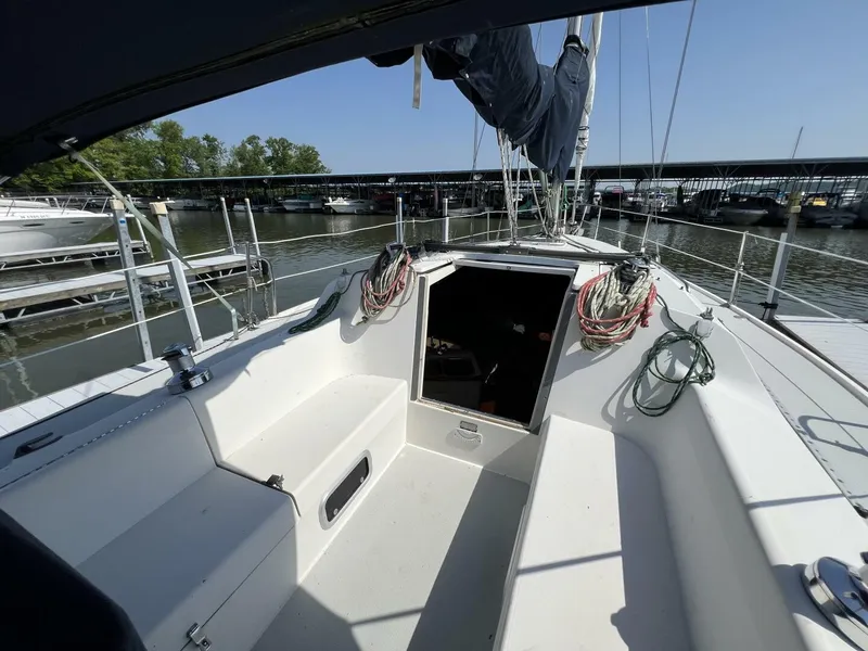 Slide: The Image of Catalina 320 1994 - 5622119