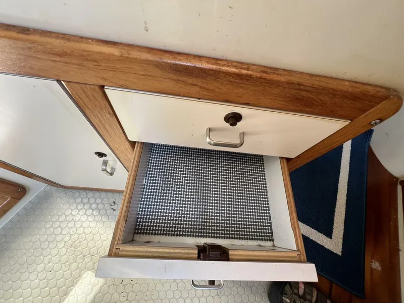 Slide: The Image of Catalina 320 1994 - 5622191