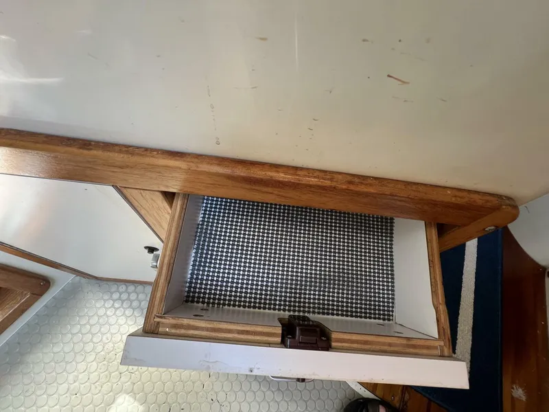 Slide: The Image of Catalina 320 1994 - 5622192