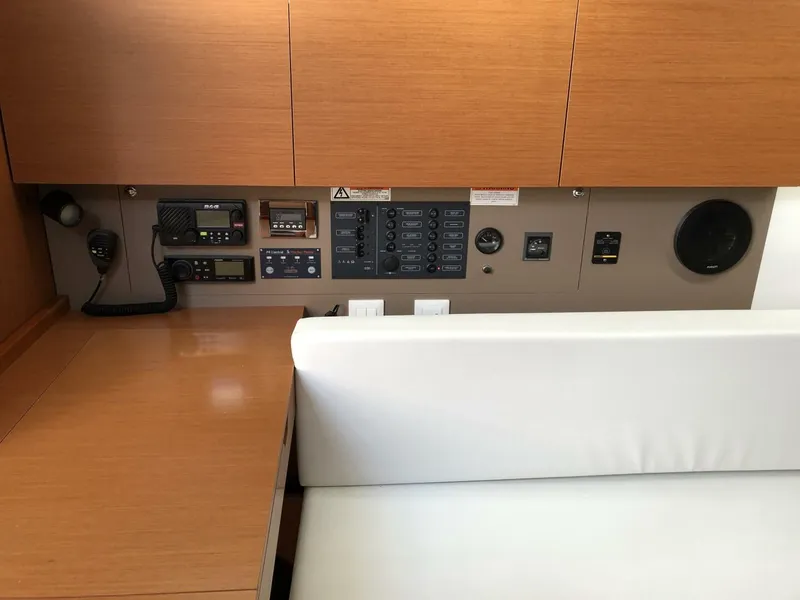 Slide: The Image of Beneteau Oceanis 38 Weekender 2017 - 5142680