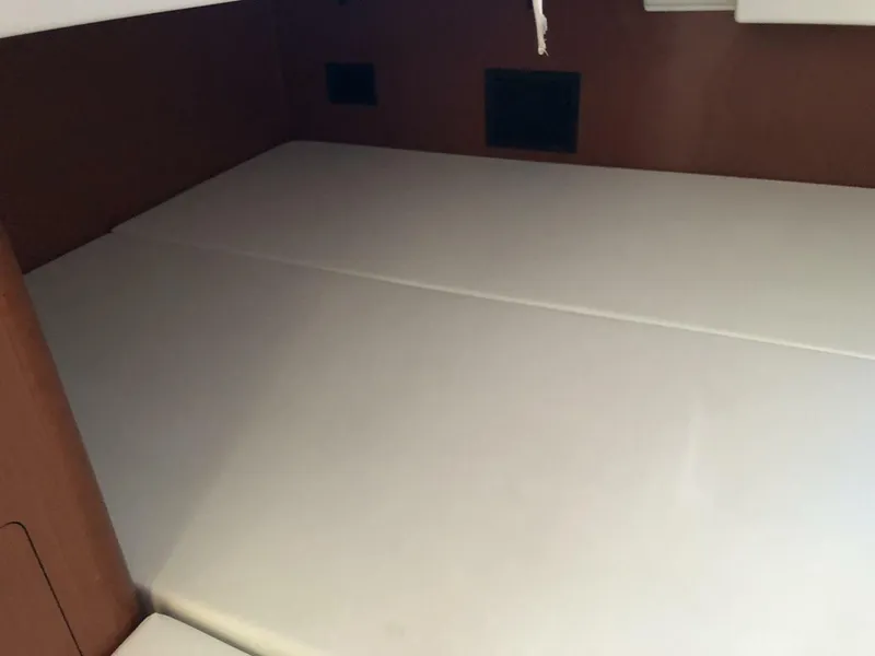 Slide: The Image of Beneteau Oceanis 38 Weekender 2017 - 5142686