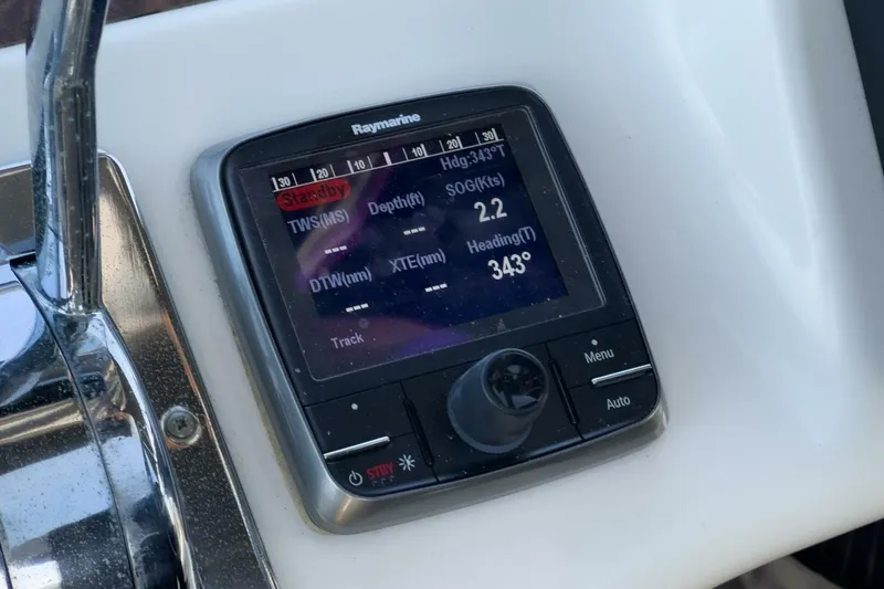 Slide: The Image of Sea Ray 370 Aft Cabin 1999 - 5176574