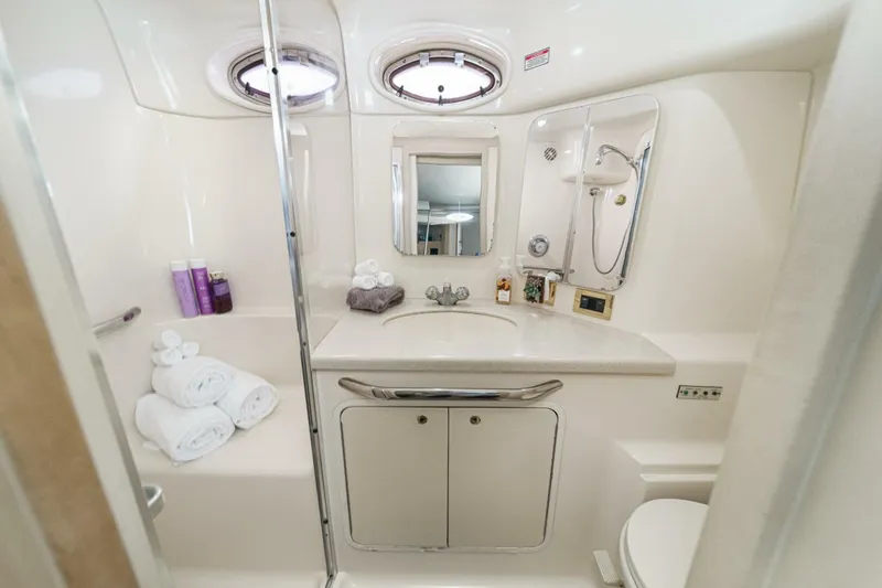 Slide: The Image of Sea Ray 370 Aft Cabin 1999 - 5176589
