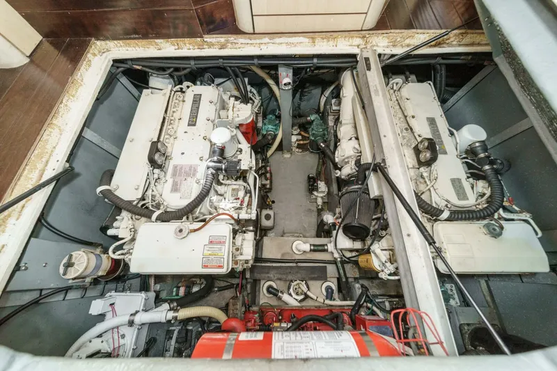 Slide: The Image of Sea Ray 370 Aft Cabin 1999 - 5176593