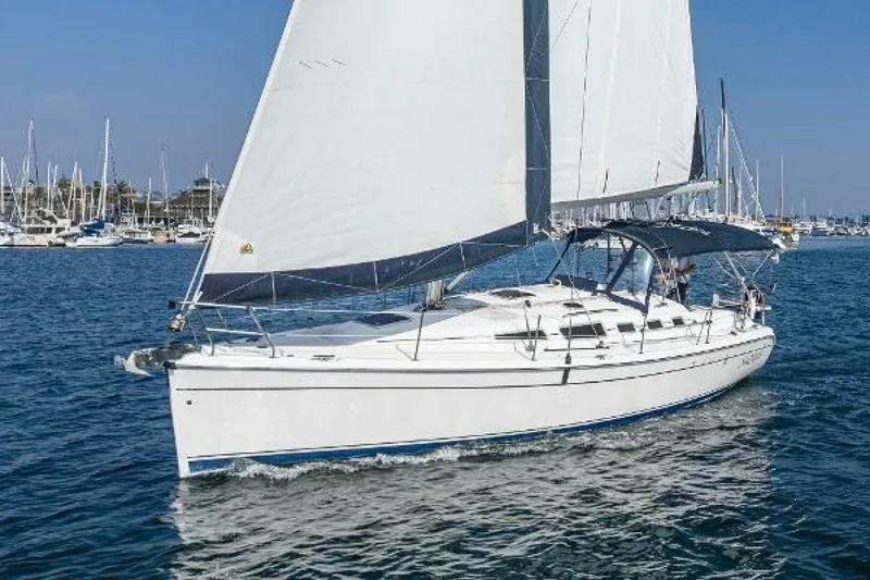 Slide: The Image of 2006 Hunter 38 - 5143185