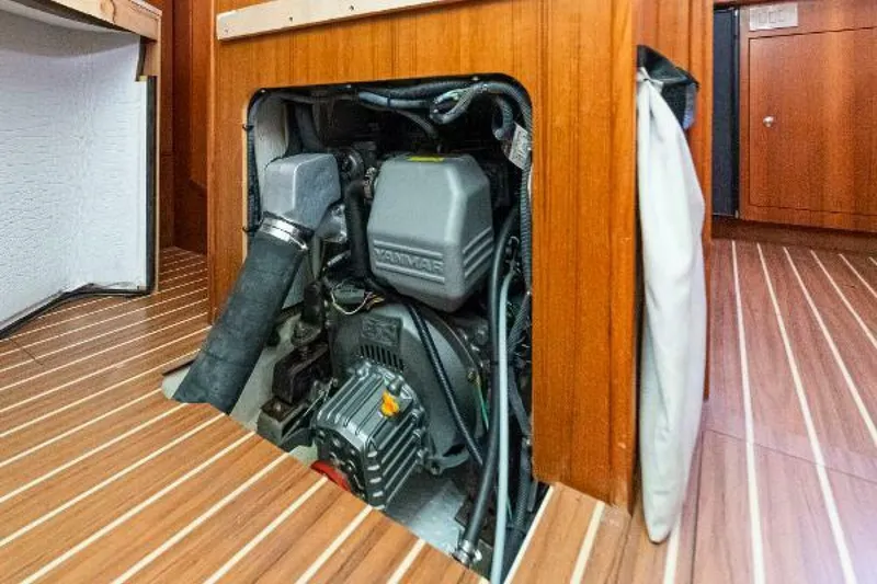 Slide: The Image of Hunter 38 2006 - 5143184