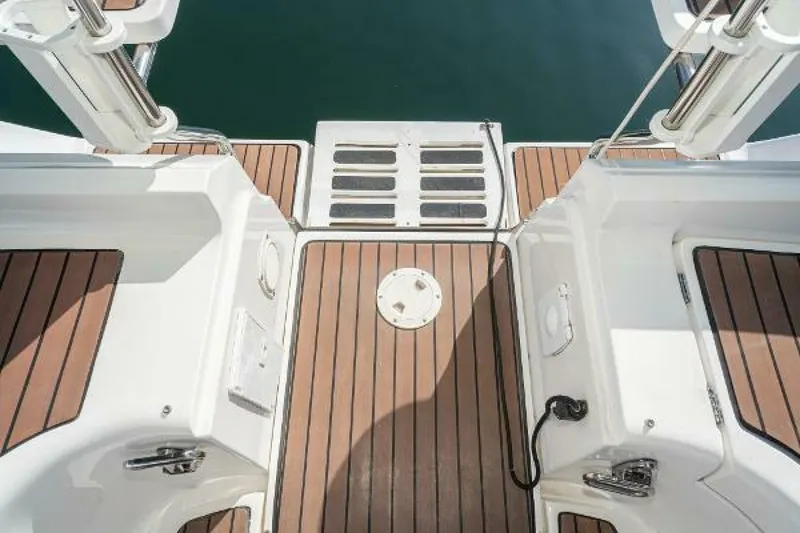 Slide: The Image of Hunter 38 2006 - 5143212