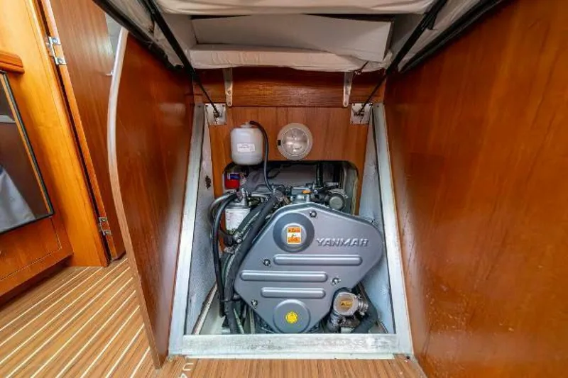 Slide: The Image of Hunter 38 2006 - 5143242